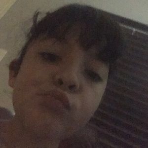 Meet your Posher, Maxine